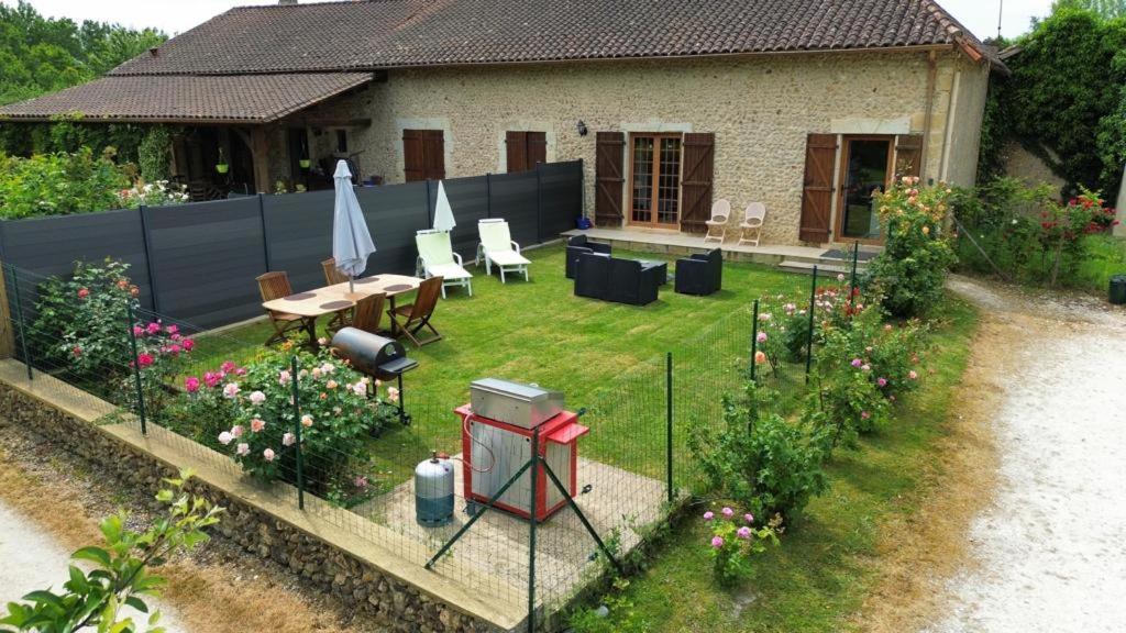 Apartment Chez Lucia A 15min De Perigueux A 6km Autoroute A89 Eglise-Neuve-de-Vergt